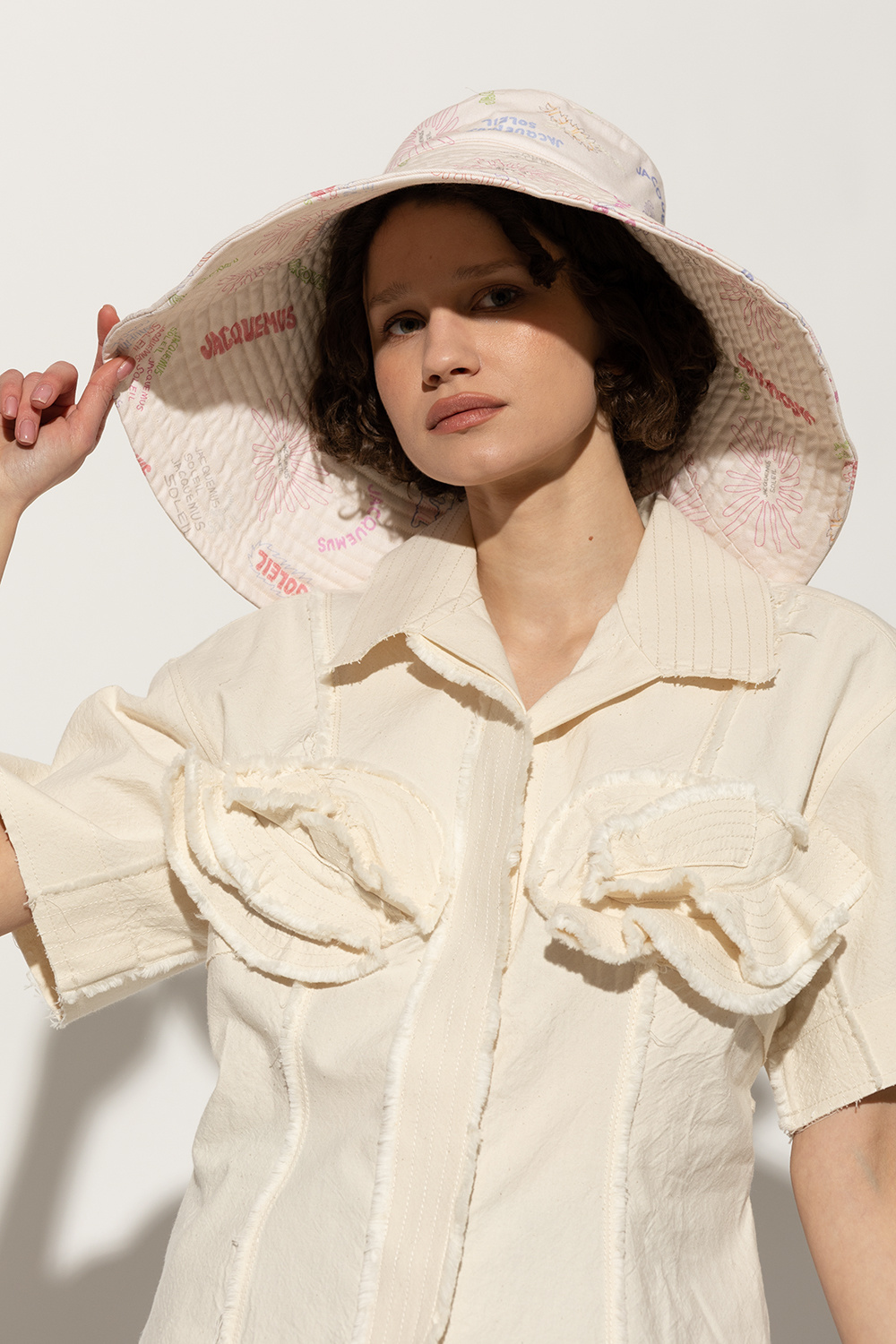 Cream ‘Lagrima’ bucket hat Jacquemus Vitkac GB